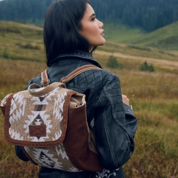 NWT Myra Bag Boho Leather & Canvas Backpack Bag - Picture 7 of 7